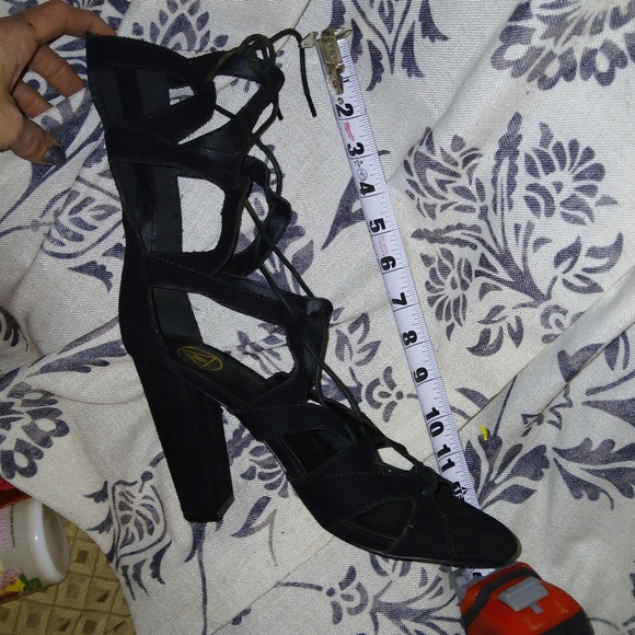 MISSGUIDED FUAX SUEDELACE UP BLOCK HEELS SZ 8/41 - Picture 2 of 9